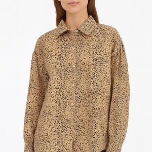 POL Brown Leopards Print Button-Down Shirt Size Medium, Perfect For Fall